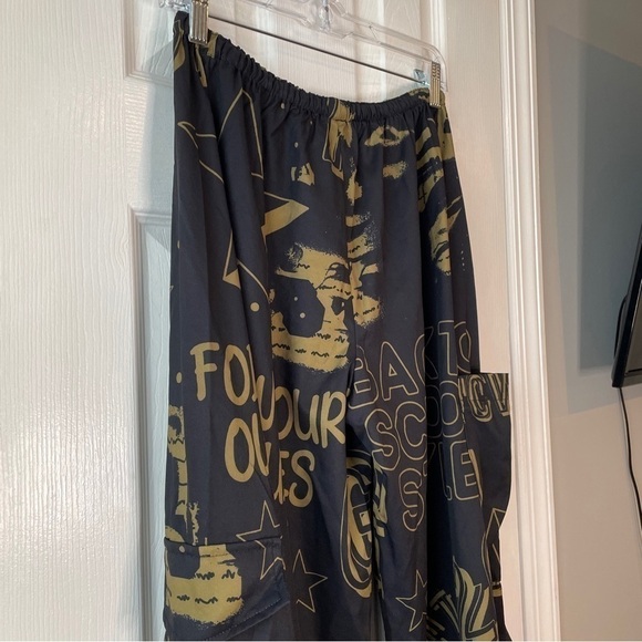 SHEIN Parachute Pants Black Green Elastic Waist Size 4 New - Picture 9 of 15